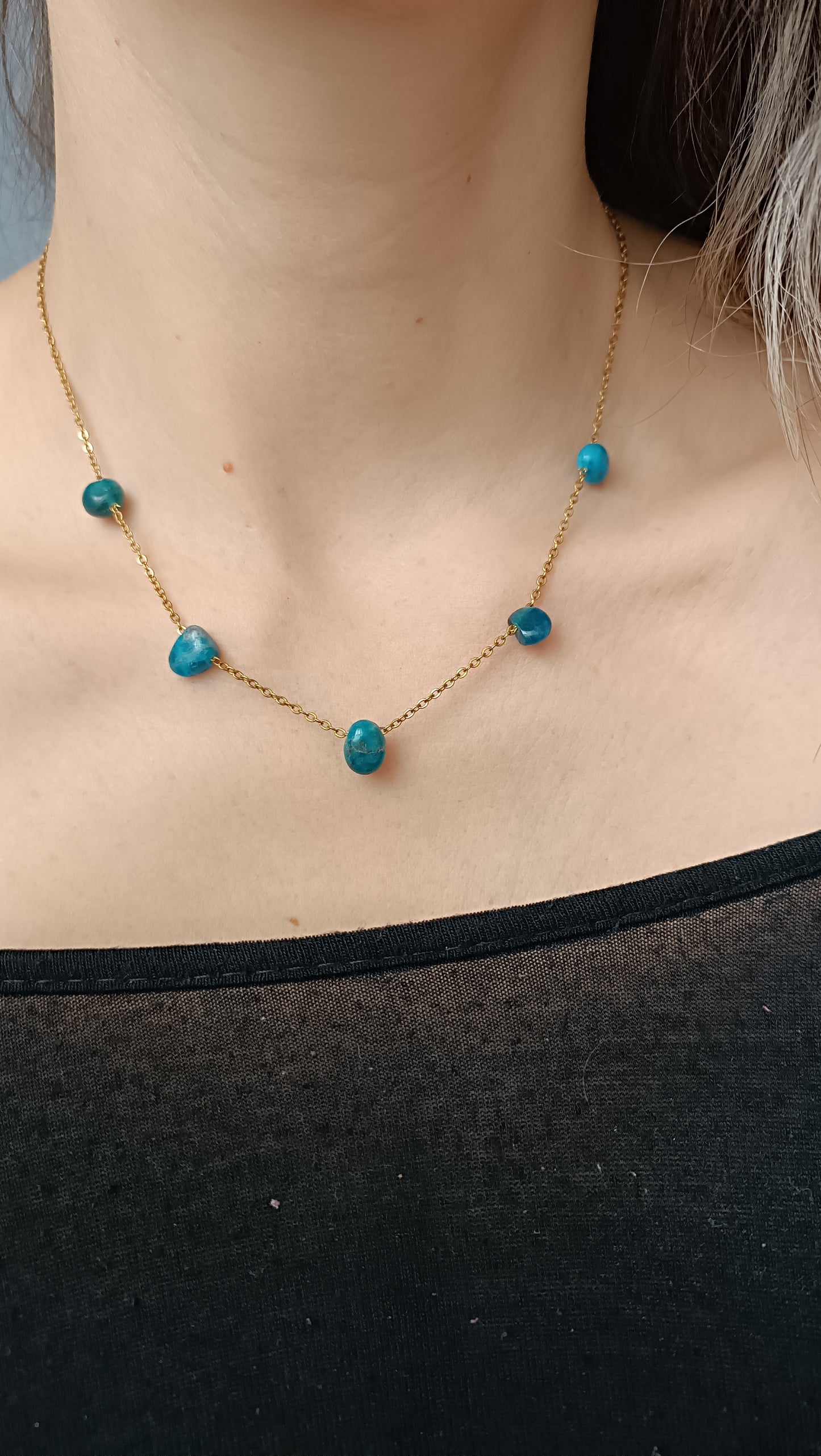 Collier collection PENTA apatite acier inoxydable auroredecristal
