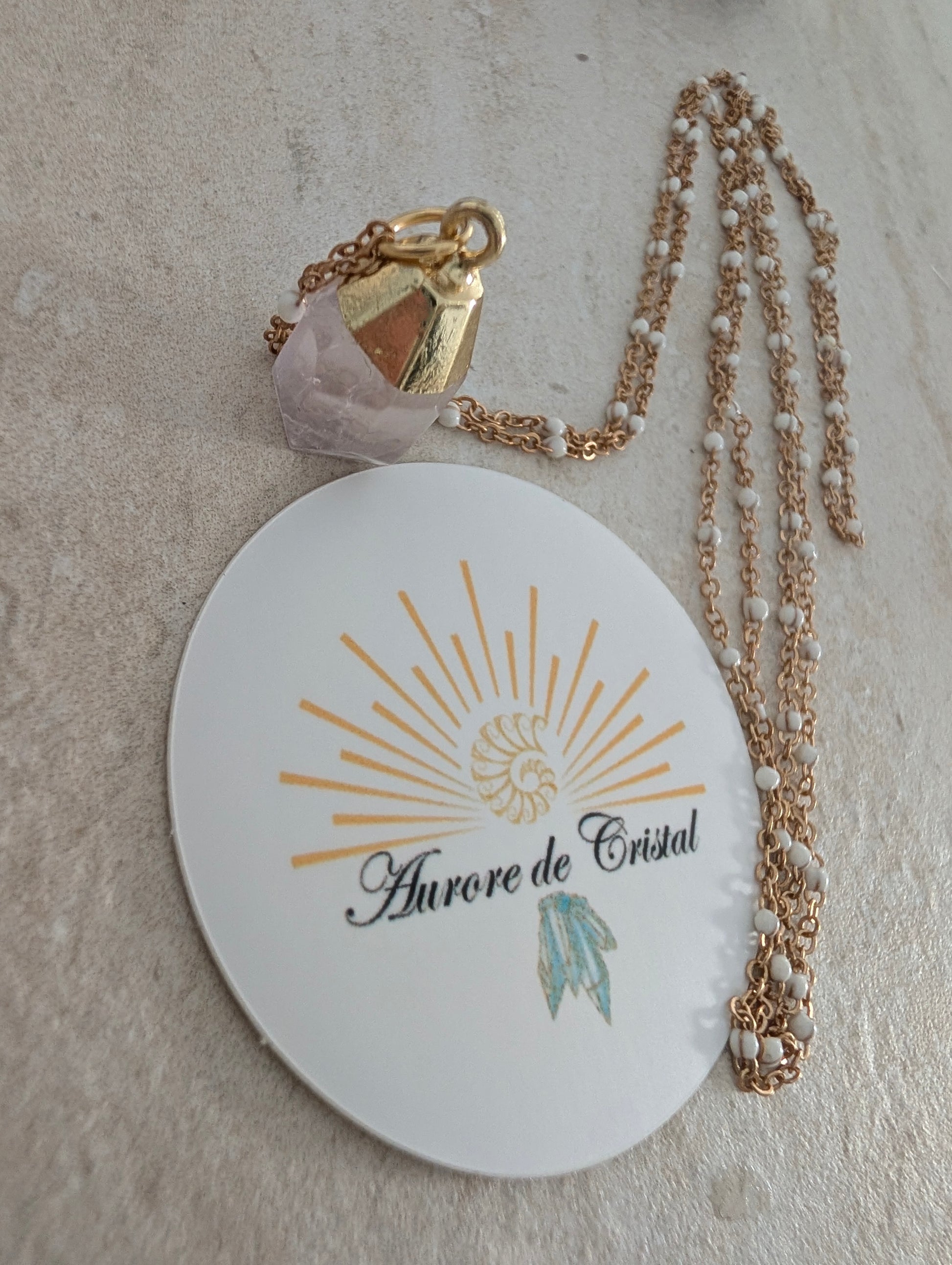 Long sautoir en chaîne acier inoxydable doré  et pendentif facetté en quartz rose auroredecristal