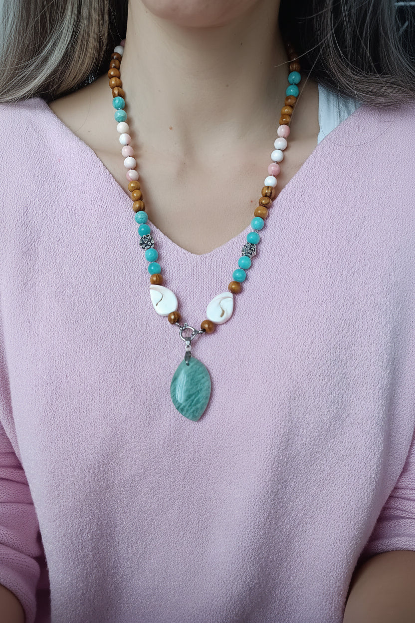 bijou énergétique amazonite
sautoir amazonite
bracelet 3 tours amazonite
collier transformable
bijou spirituel femme
bijou lithothérapie
sautoir bohème
bijou 2 en 1
amazonite pierre naturelle
bijou lotus aurore de cristal